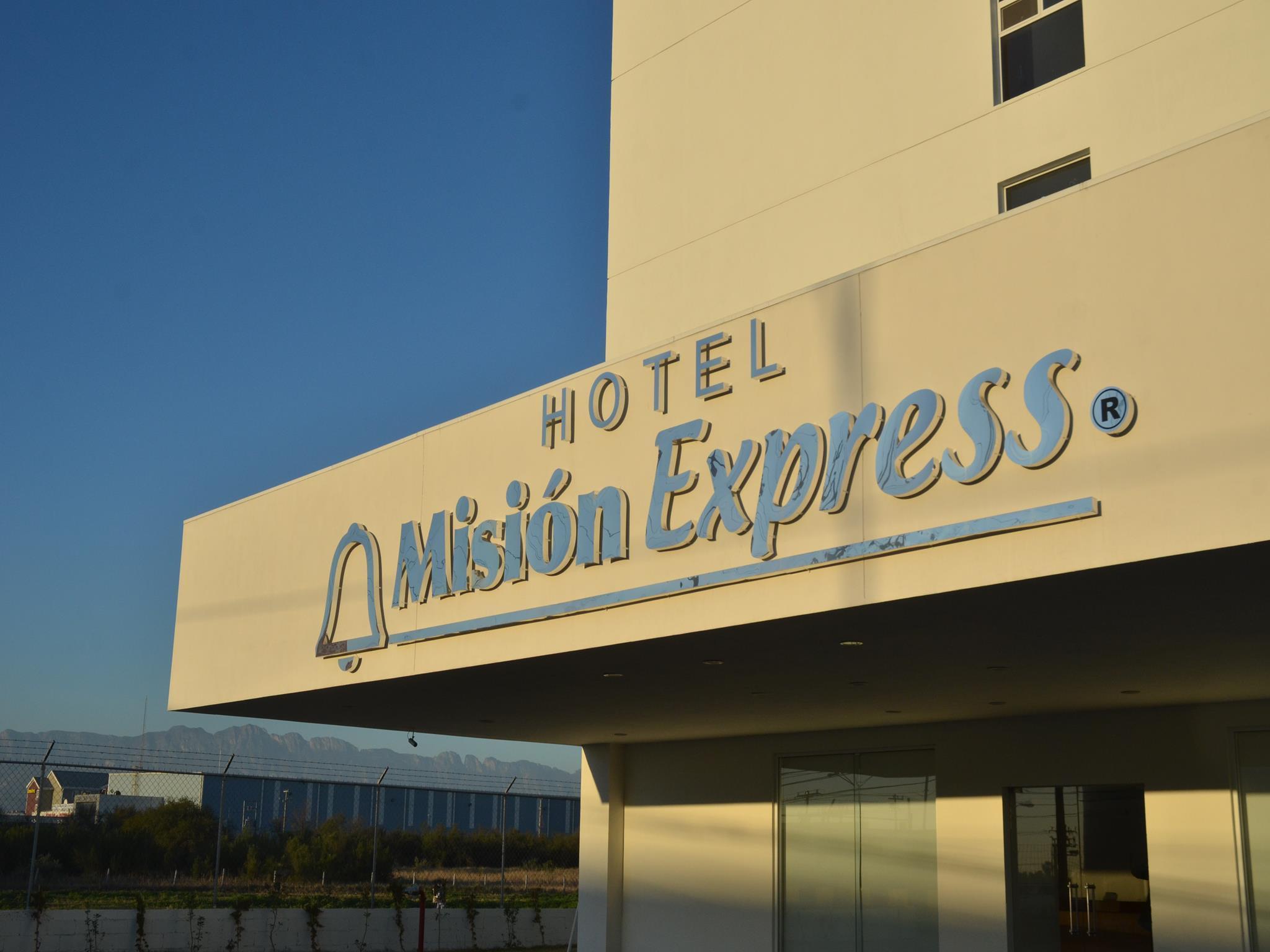 Mision Express Monterrey Aeropuerto La Fe Hotel Apodaca Exterior foto